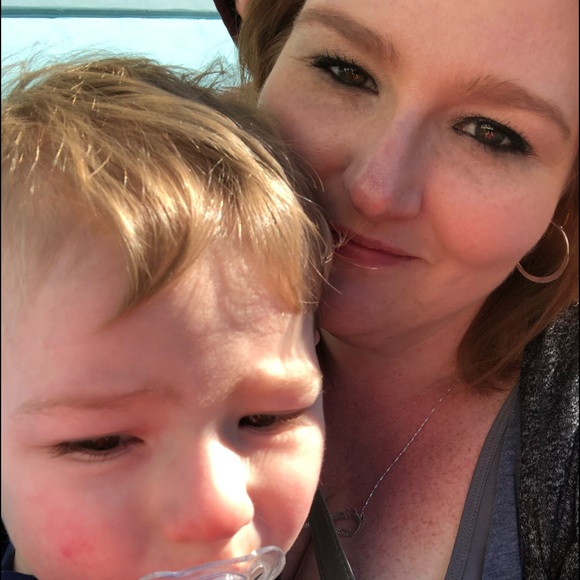 Meet your Posher, Shalee - Picture 4 of 4